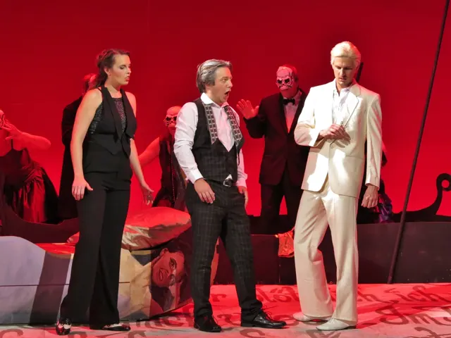 Hoffmanns Erzählungen · Schlemihl · 2015